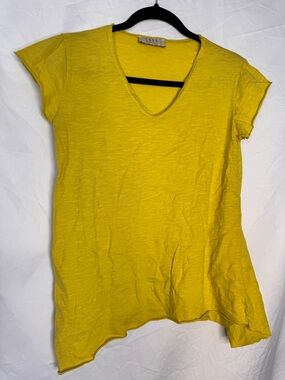 Saga Italy Cotton Women's Yellow V-Neck Short Sleeve Top
